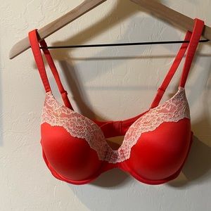 Victoria’s Secret bra